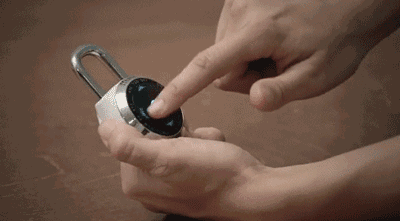 1600萬種密碼組合，科技感十足的觸控密碼鎖